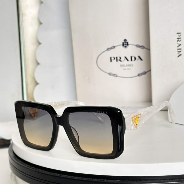 Picture of Prada Sunglasses _SKUfw76202741fw